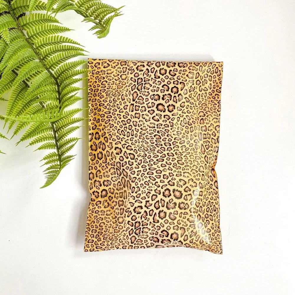 50 6X9 Poly Mailers Leopard Flat Shipping Envelopes PRICE IS FIRM